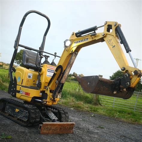 0.8 ton micro digger hire